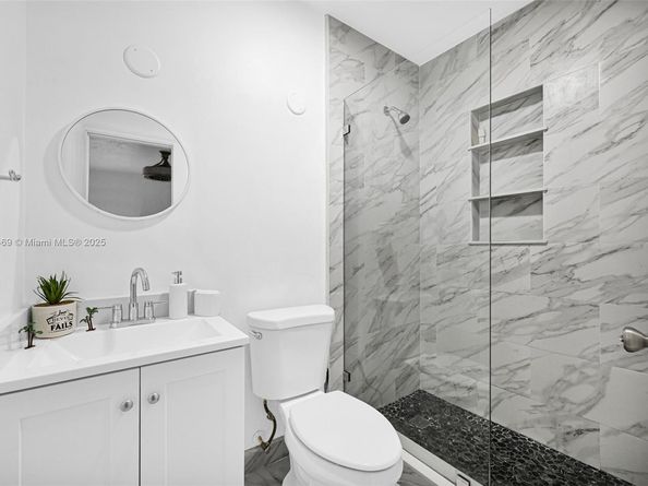 525 SW 68th Ave, Miami FL 33144