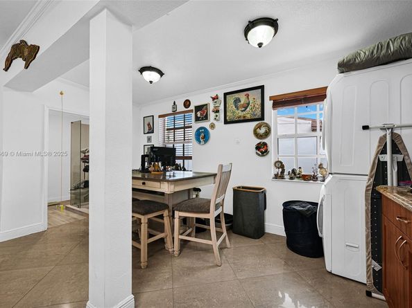 525 SW 68th Ave, Miami FL 33144