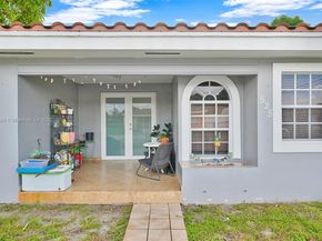 525 SW 68th Ave, Miami FL 33144
