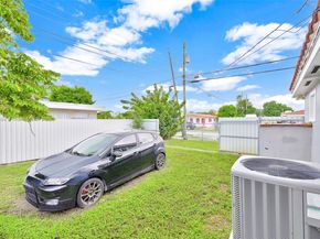 525 SW 68th Ave, Miami FL 33144