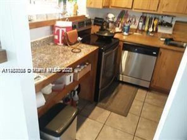 780 NE 69th St 1706, Miami FL 33138
