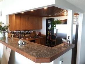 780 NE 69th St 1706, Miami FL 33138