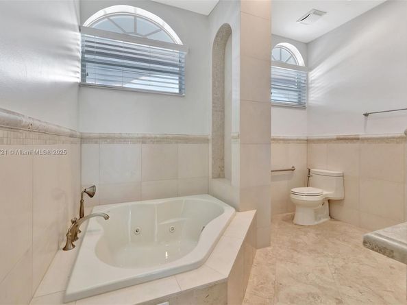4610 SW 178th Ave, Southwest Ranches FL 33331