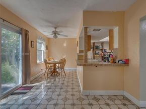 4233 NW 38th Ave, Lauderdale Lakes FL 33309