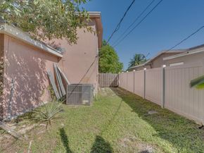 4233 NW 38th Ave, Lauderdale Lakes FL 33309