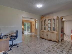 4233 NW 38th Ave, Lauderdale Lakes FL 33309