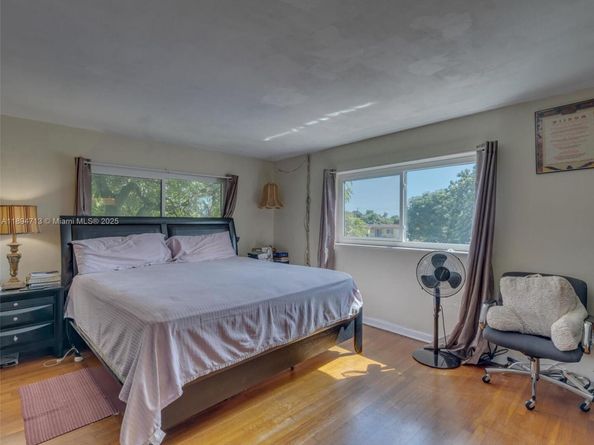 4233 NW 38th Ave, Lauderdale Lakes FL 33309