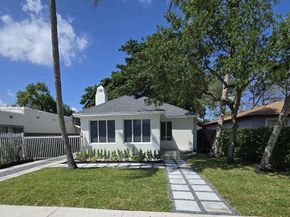 1923 NW 48th St, Miami FL 33142