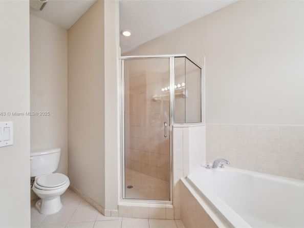 3691 NE 4th St, Homestead FL 33033