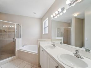 3691 NE 4th St, Homestead FL 33033