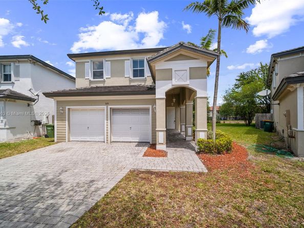 3691 NE 4th St, Homestead FL 33033