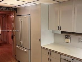 3090 N Course Dr 807, Pompano Beach FL 33069