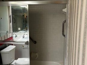 3090 N Course Dr 807, Pompano Beach FL 33069