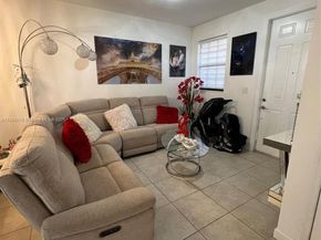 3772 SE 2nd Dr 3772, Homestead FL 33033