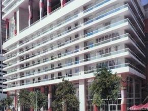50 BISCAYNE Blvd 3807, Miami FL 33132