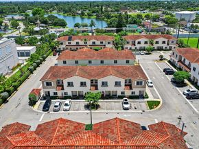 2819 NW 181st St, Miami Gardens FL 33056