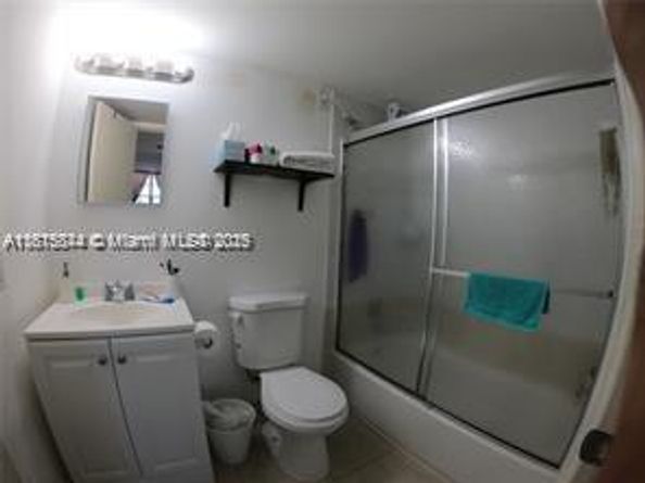 2025 NE 164th St 405, North Miami Beach FL 33162