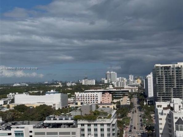 1800 Collins Ave 19C, Miami Beach FL 33139