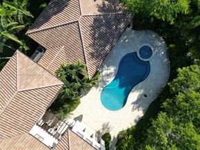 7740 SW 79th Ct, Miami FL 33143