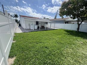 6823 SW 25th St, Miami FL 33155