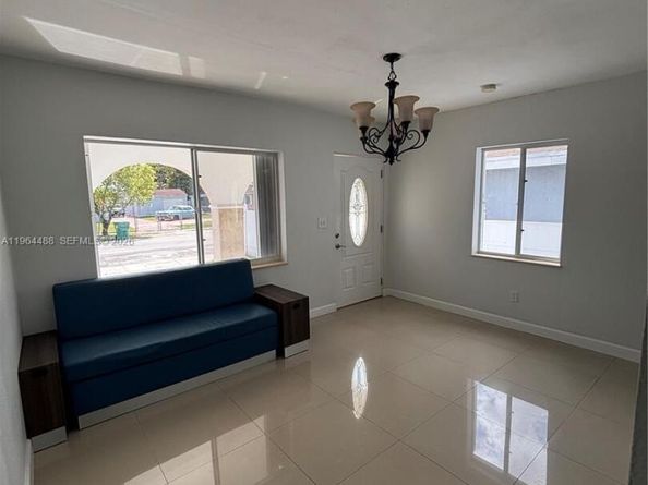 6823 SW 25th St, Miami FL 33155