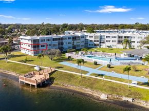 2223 Park Ln 210, Hollywood FL 33021