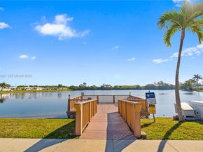 2223 Park Ln 210, Hollywood FL 33021