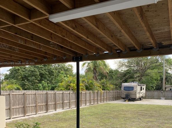 2514 Adams St, Hollywood FL 33020