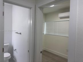 2071 NE 169th St, North Miami Beach FL 33162