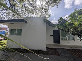 2071 NE 169th St, North Miami Beach FL 33162