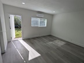 2071 NE 169th St, North Miami Beach FL 33162