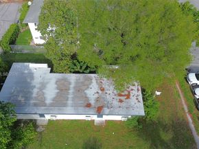 2071 NE 169th St, North Miami Beach FL 33162