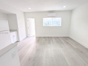2071 NE 169th St, North Miami Beach FL 33162
