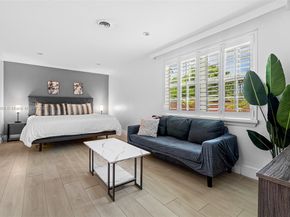 13751 NE 1st Ave, Miami FL 33161