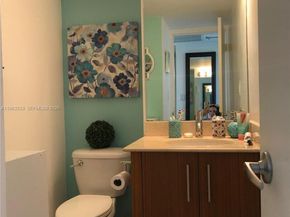 10275 Collins Ave 427, Bal Harbour FL 33154