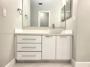 9723 N New River Canal Road 416, Plantation FL 33324