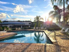 9723 N New River Canal Road 416, Plantation FL 33324