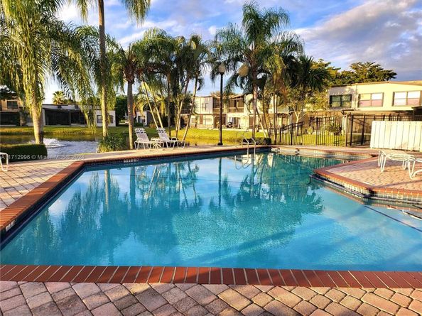 9723 N New River Canal Road 416, Plantation FL 33324