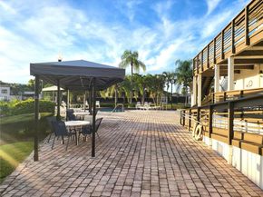 9723 N New River Canal Road 416, Plantation FL 33324