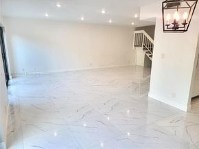 9723 N New River Canal Road 416, Plantation FL 33324