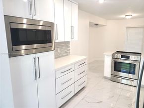 9723 N New River Canal Road 416, Plantation FL 33324