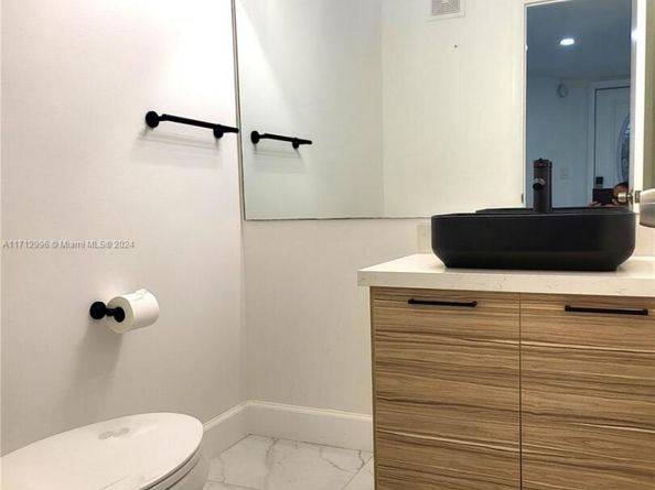 9723 N New River Canal Road 416, Plantation FL 33324