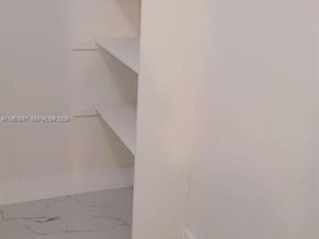 9402 SW 77th Ave L8, Miami FL 33156