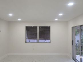 9402 SW 77th Ave L8, Miami FL 33156