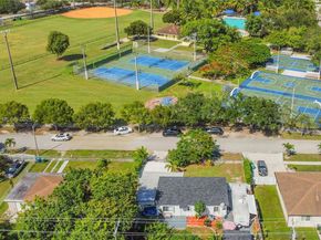 14440 Monroe St, Miami FL 33176