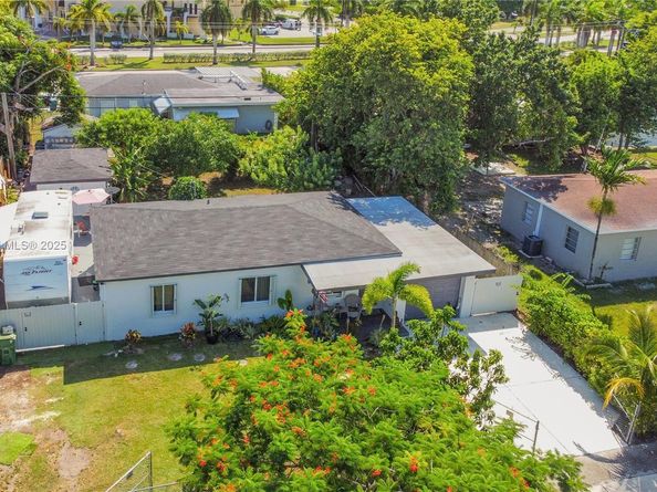 14440 Monroe St, Miami FL 33176