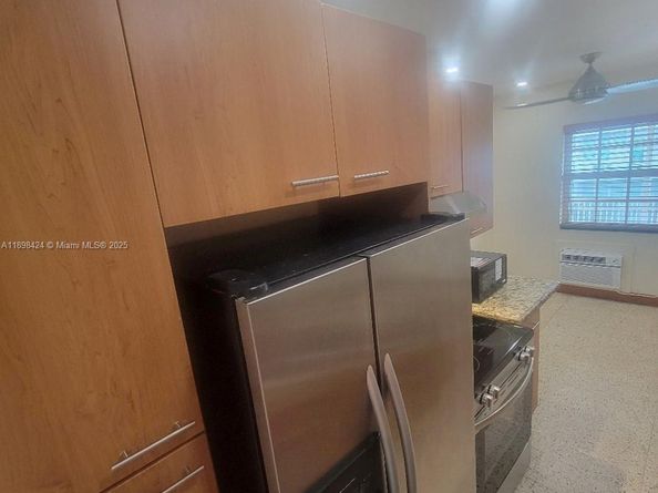 7400 Harding Ave 15, Miami Beach FL 33141
