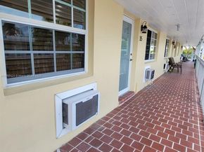 7400 Harding Ave 15, Miami Beach FL 33141