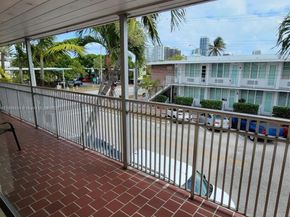 7400 Harding Ave 15, Miami Beach FL 33141