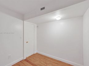 1750 NE 191st St 1061, Miami FL 33179